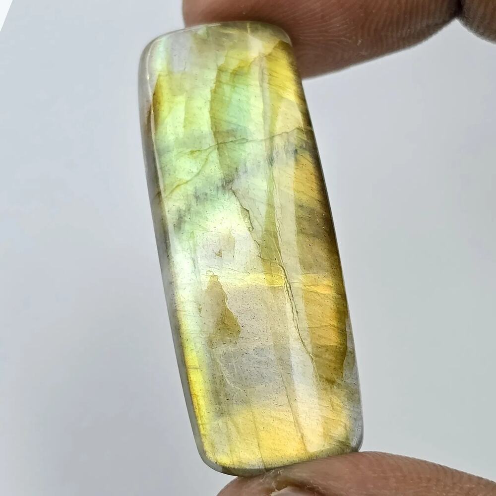 Natural Green Flash Labradorite 27.28ct 38.5x14.7mm Loose